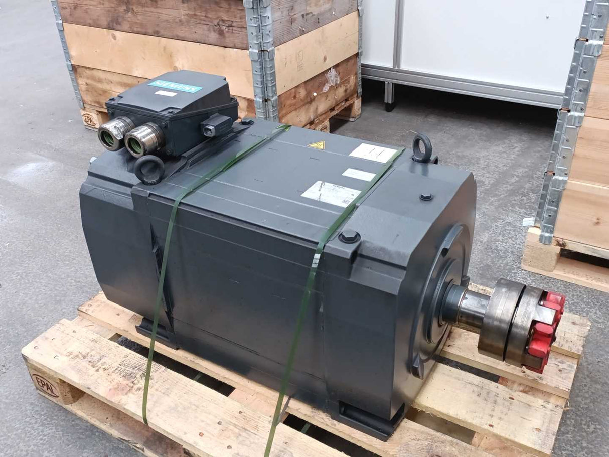 Siemens 1PH8226-1DC20-0BB1 SIMOTICS M Compact motor, water cooled