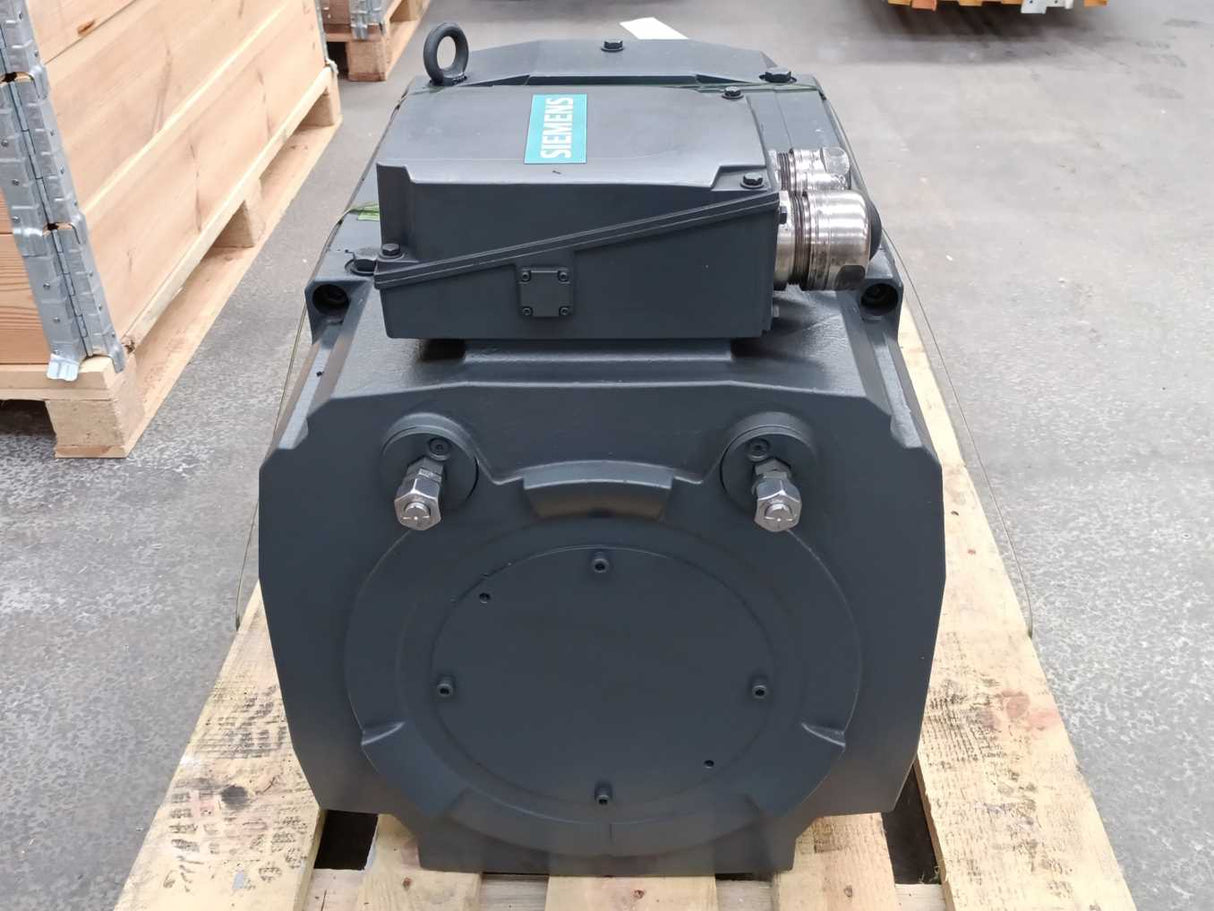 Siemens 1PH8226-1DC20-0BB1 SIMOTICS M Compact motor, water cooled