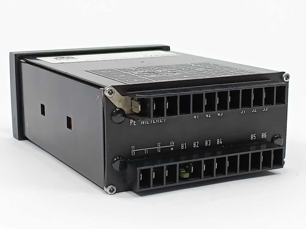 Jumo DTP-08Q/2-001-59-0 dTRON 08 Microprocessor Controller