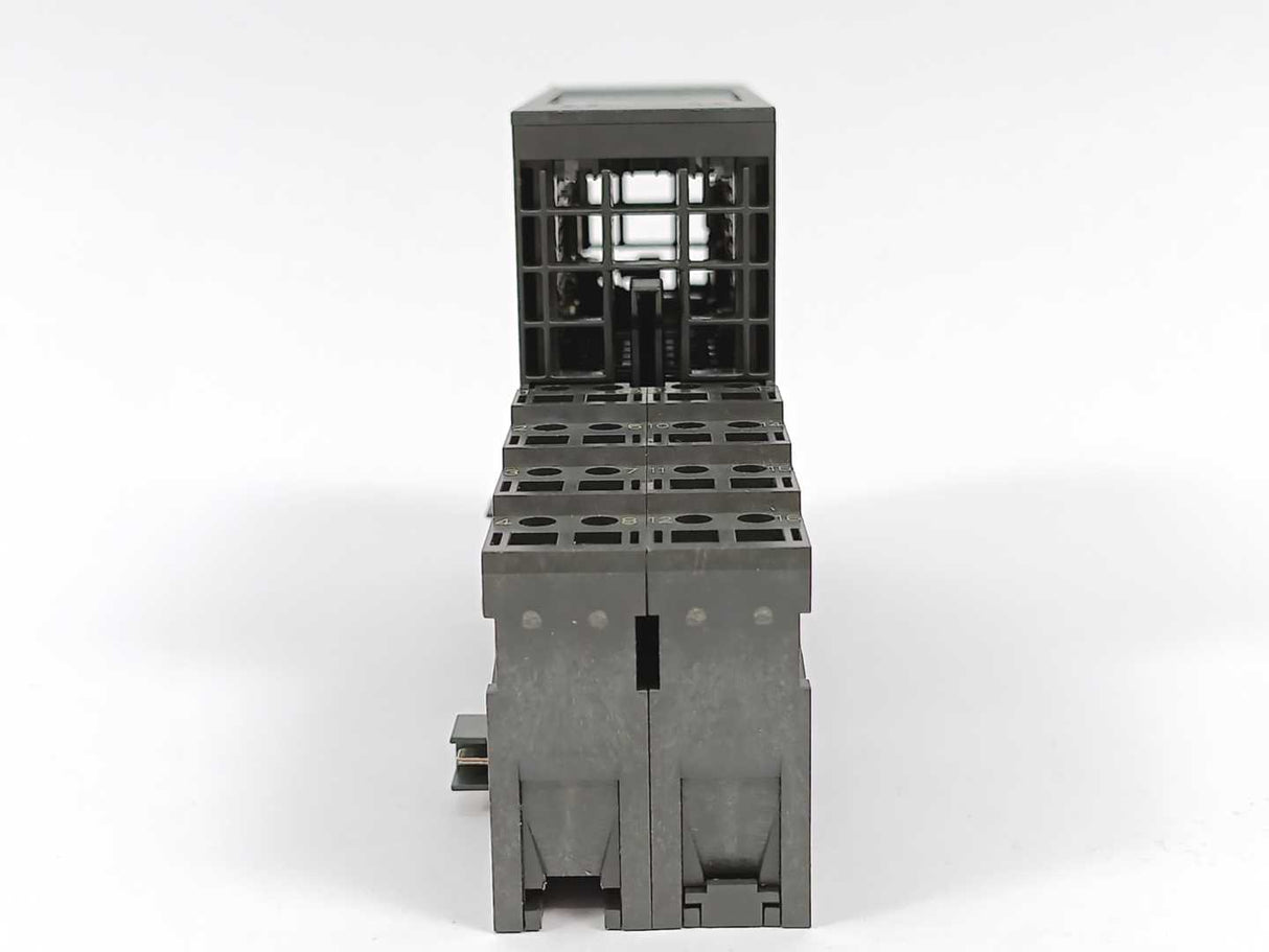 Siemens 6ES7138-4FA05-0AB0 PROFIsafe 4/8 F-DI DC24V & 6ES7193-4CG30-0AA0