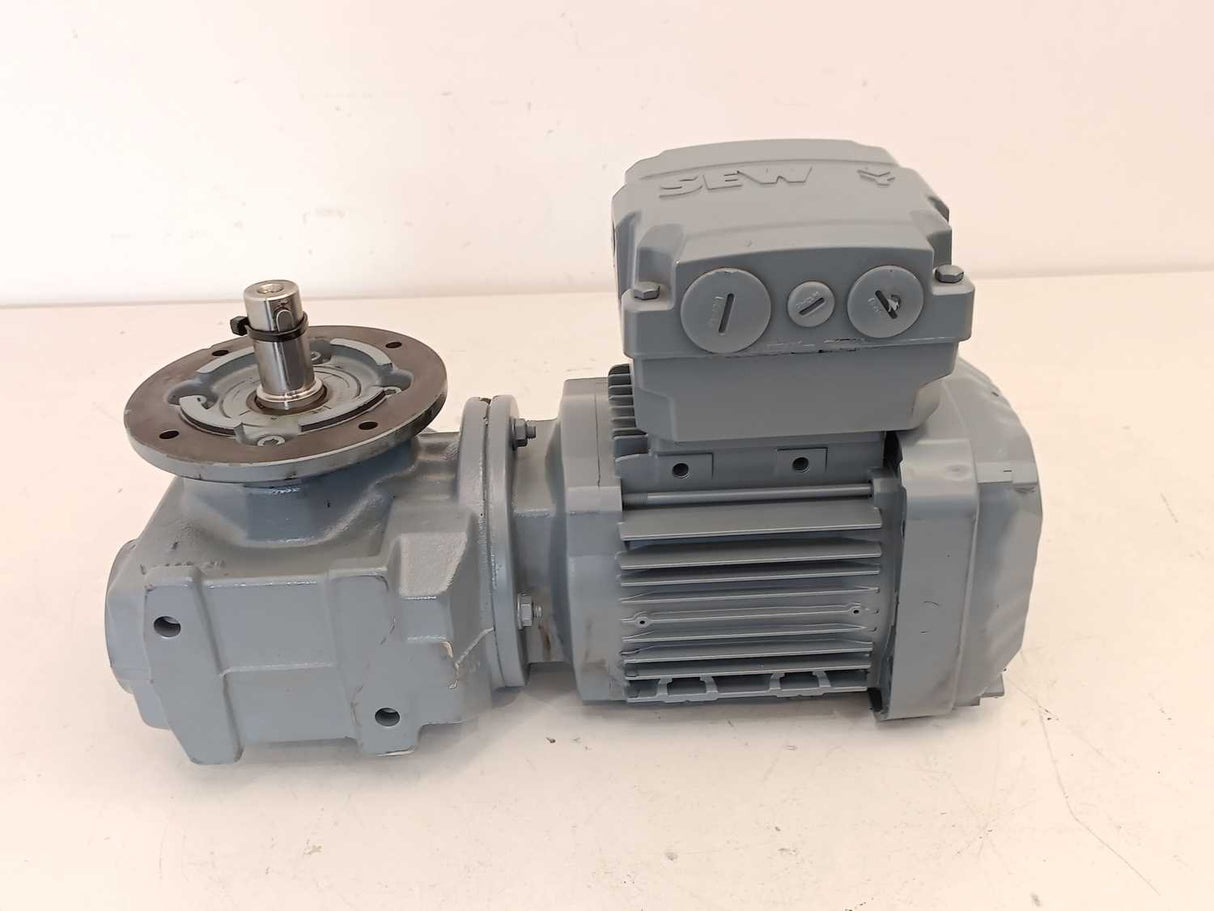 SEW-EURODRIVE  SF37 DRN71MS4/IS Gear motor i: 43,68