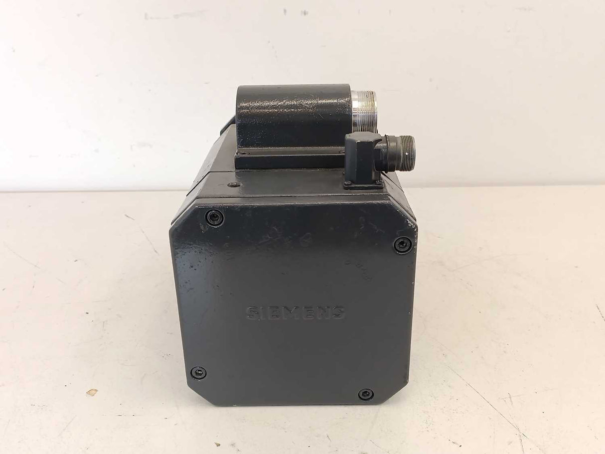 Siemens 1FT6082-8AH71-2AA2 SIMOTICS S synchronous servo motor 1FT6