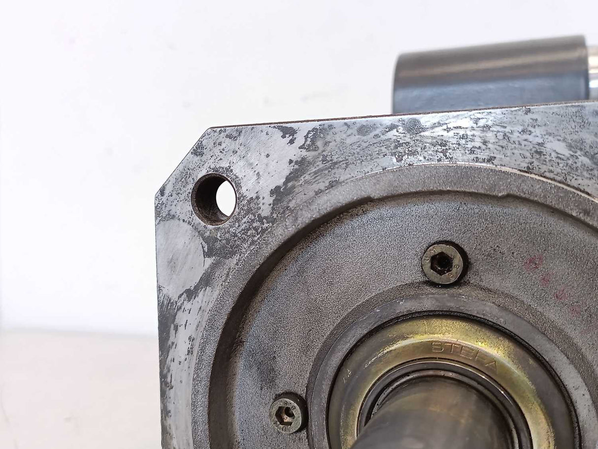 Siemens 1FT6082-1AF71-1AH1 SIMOTICS S synchronous servo motor 1FT6