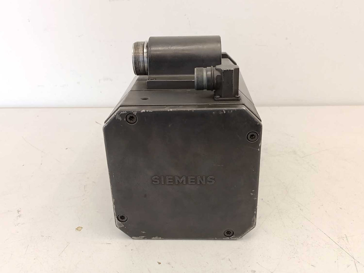 Siemens 1FT6082-1AF71-1AH1 SIMOTICS S synchronous servo motor 1FT6