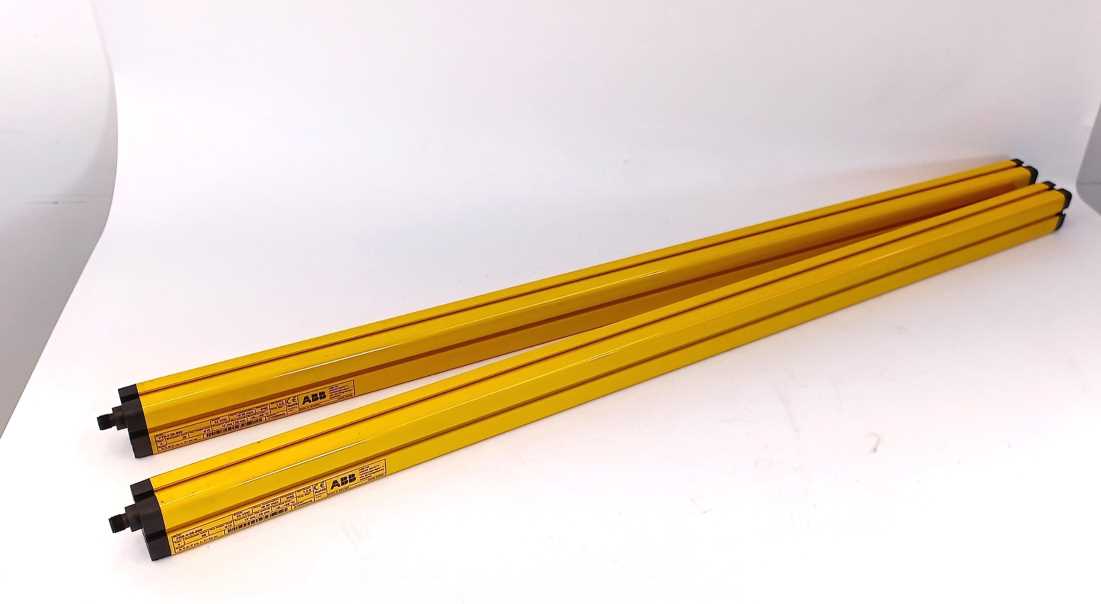 ABB / Jokab Safety 2TLA822202R1100 FTII-4-30-900 TRANSMITTER, W: FRII-4-30-900