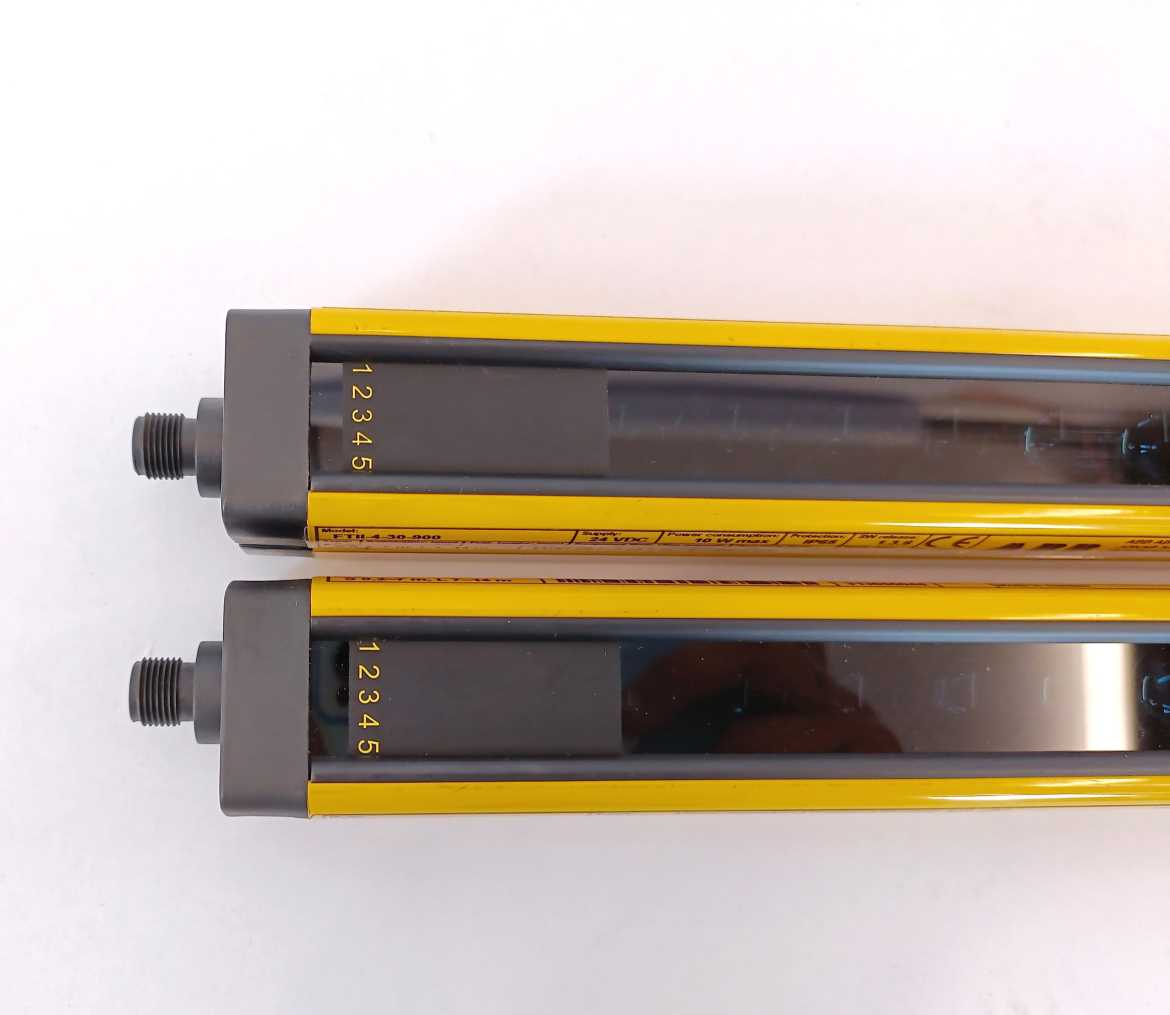 ABB / Jokab Safety 2TLA822202R1100 FTII-4-30-900 TRANSMITTER, W: FRII-4-30-900