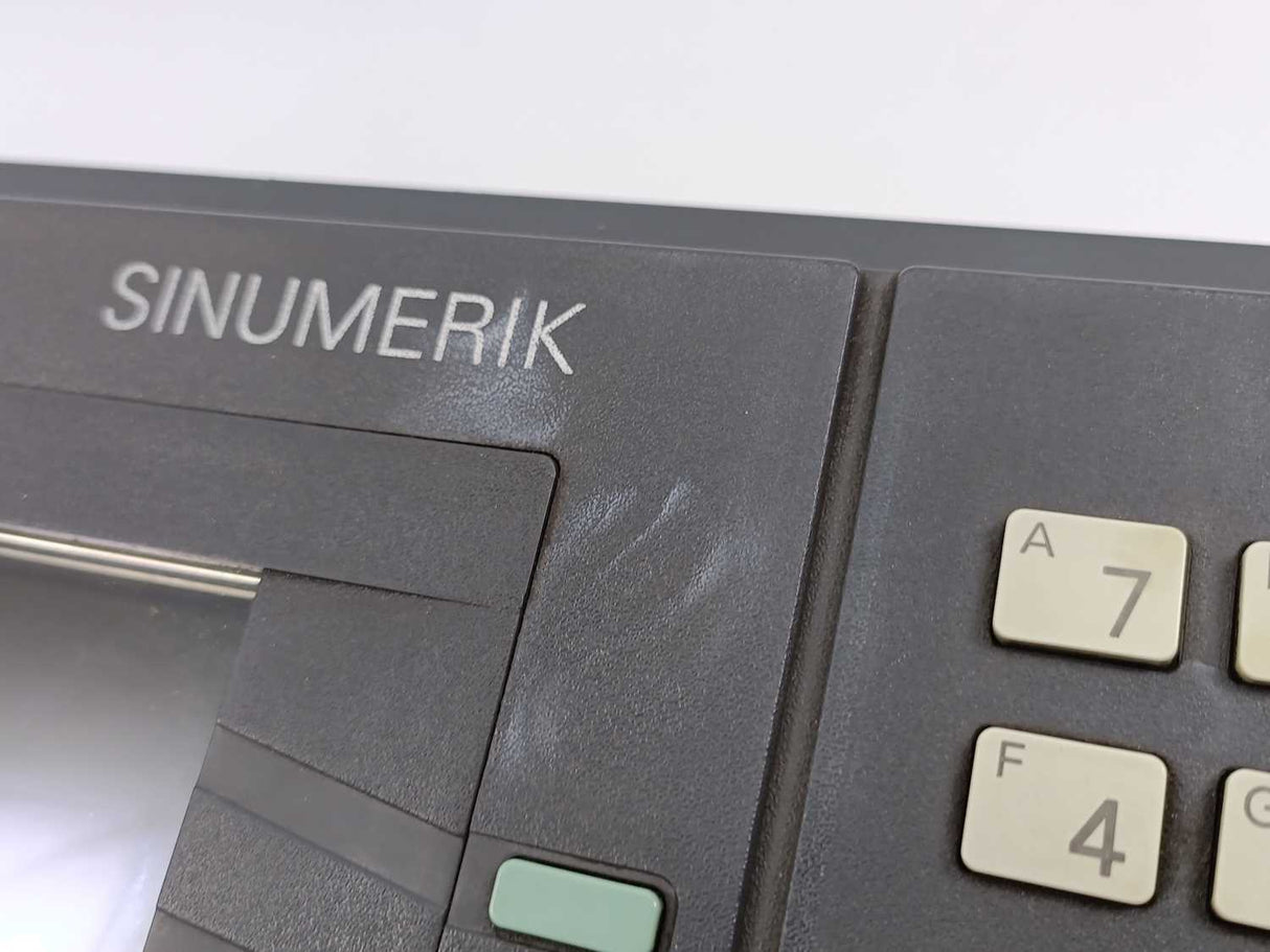 Siemens 6FC5203-0AB11-0AA2 SINUMERIK 840D Flat Operator Panel