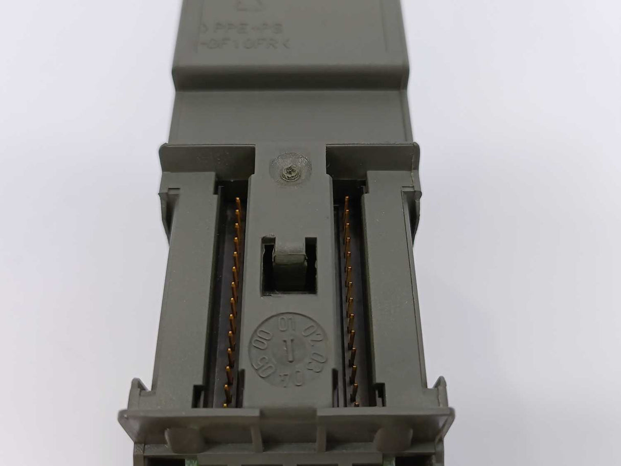 Siemens 6ES7322-1BL00-0AA0 SIMATIC S7-300 Digital output SM 322