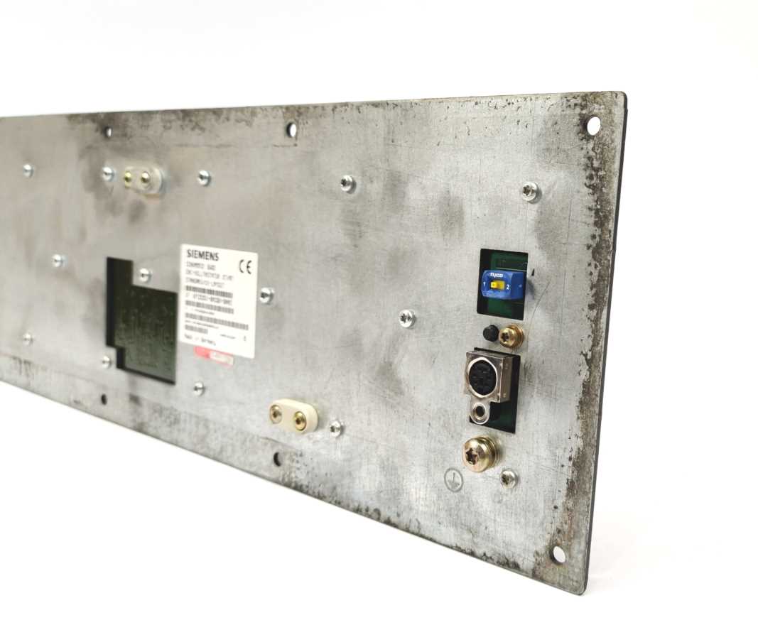 Siemens 6FC5203-0AC00-0AA2 SINUMERIK 840D