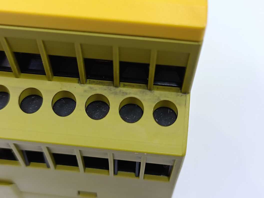 Pilz 774150 PZE 9 24VDC