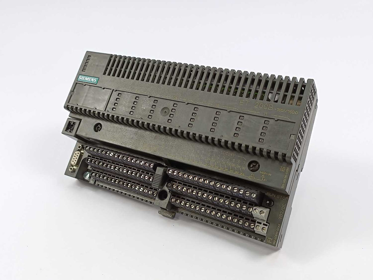 Siemens 6ES7133-0BL00-0XB0 SIMATIC S7 Electronic Module w/ 6ES7193-0CB10-0XA0