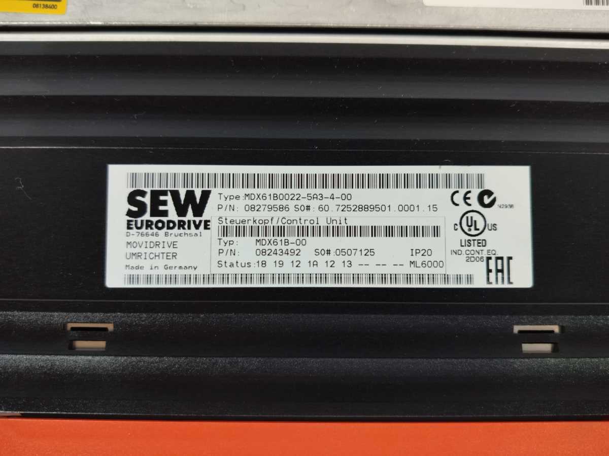 SEW-EURODRIVE  MDX61B0022-5A3-4-00 Inverter Drive W/ MDX60A0022-5A3-4-00