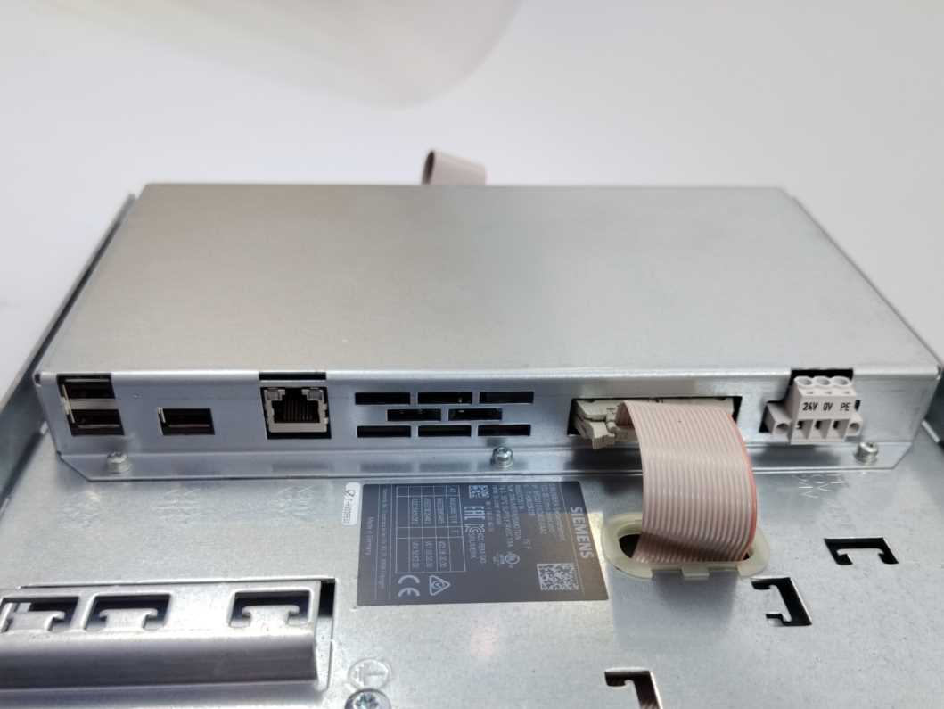 Siemens 6FC5203-0AF02-0AA1 w/ 6FC5312-0DA00-0AA2 SINUMERIK 12.1" Operator Panel