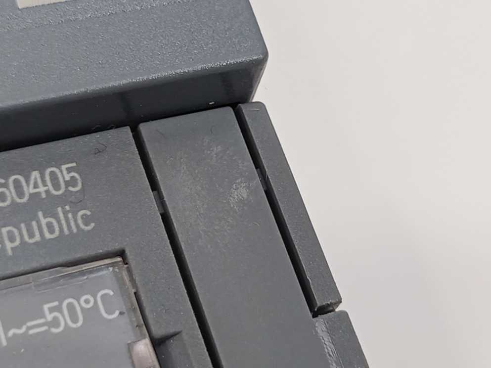 Siemens 3VA1225-5EF32-0AA0 Molded case circuit breaker w/ Connector extensions