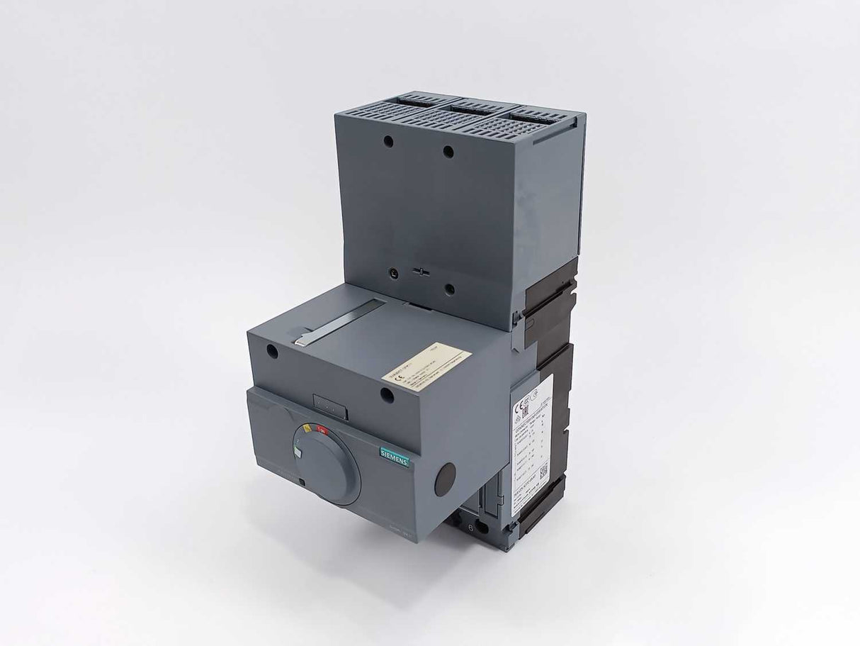 Siemens 3VA1225-5EF32-0AA0 Molded case circuit breaker w/ Connector extensions