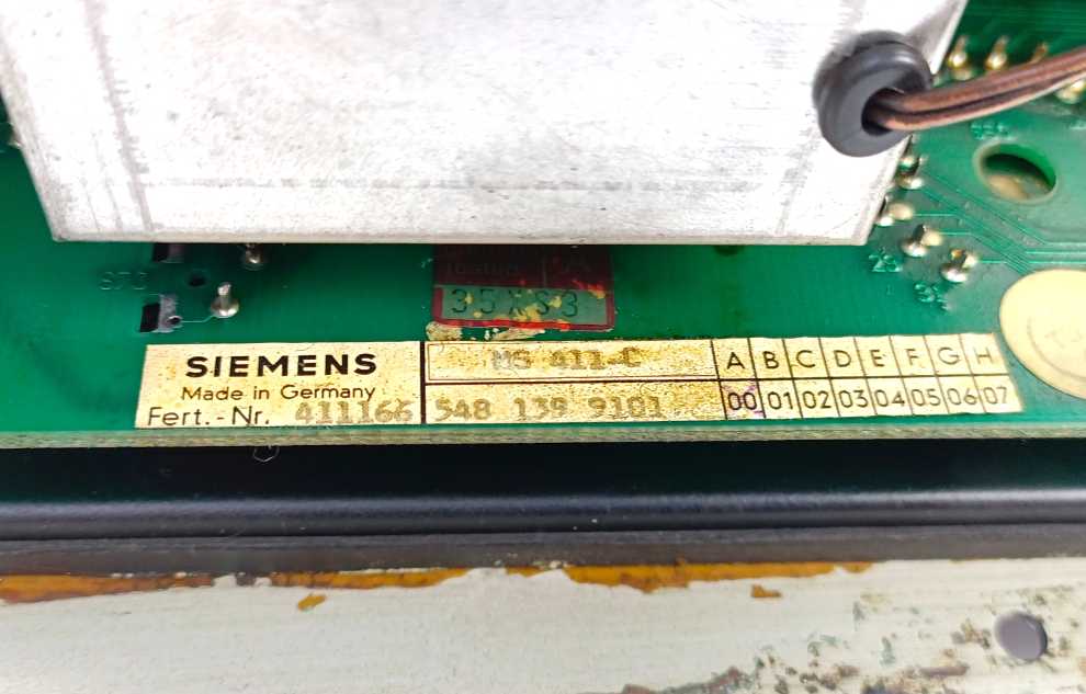 Siemens 548 021.9010.01 SINUMERIK System 8 Operator Panel