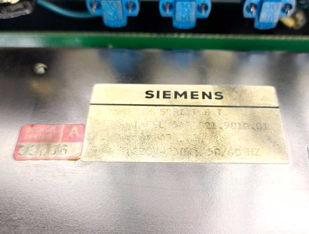 Siemens 548 021.9010.01 SINUMERIK System 8 Operator Panel