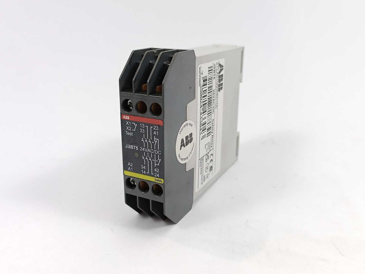 ABB 2TLA010005R0100 Safety Relay, 24 V, JSBT5