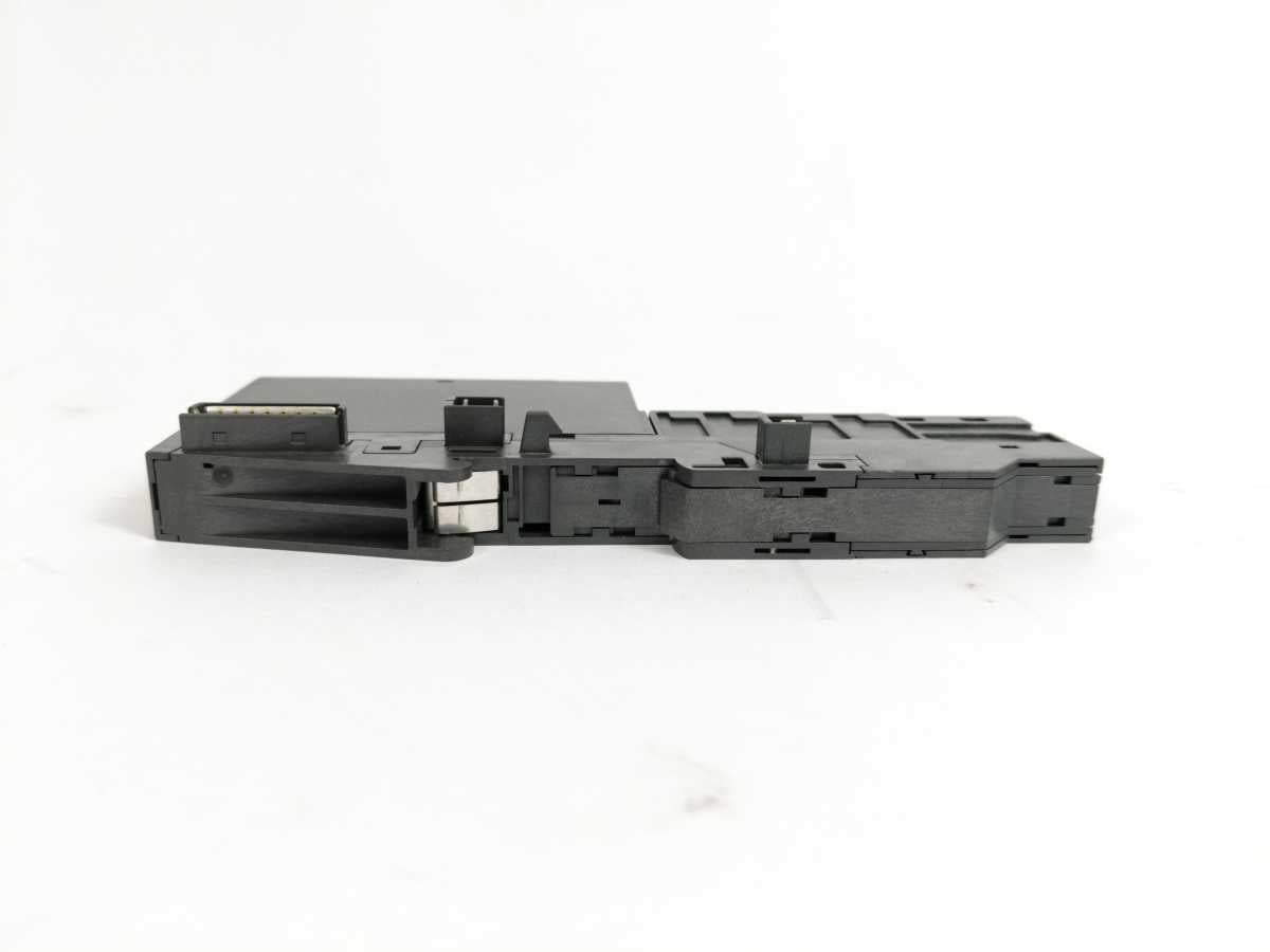 Siemens 6ES7131-4BD01-0AB0 Electronics Module With 6ES7193-4CA40-0AA0. 4Pcs