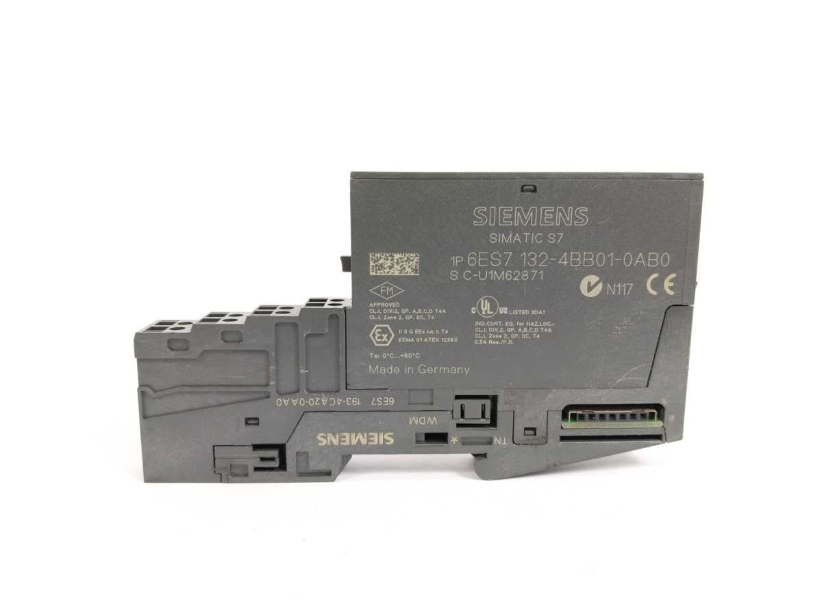 Siemens 6ES7132-4BB01-0AB0 Digital Output Module W/ 6ES7193-4CA20-0AA0 3 Pcs.