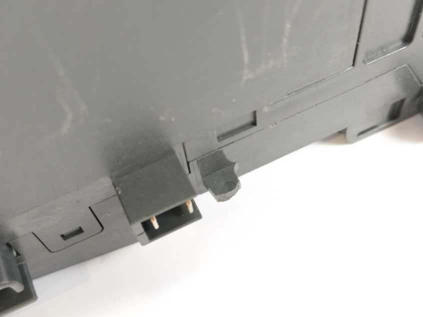 Siemens 6ES7132-4BB01-0AB0 Digital Output Module W/ 6ES7193-4CA20-0AA0 3 Pcs.