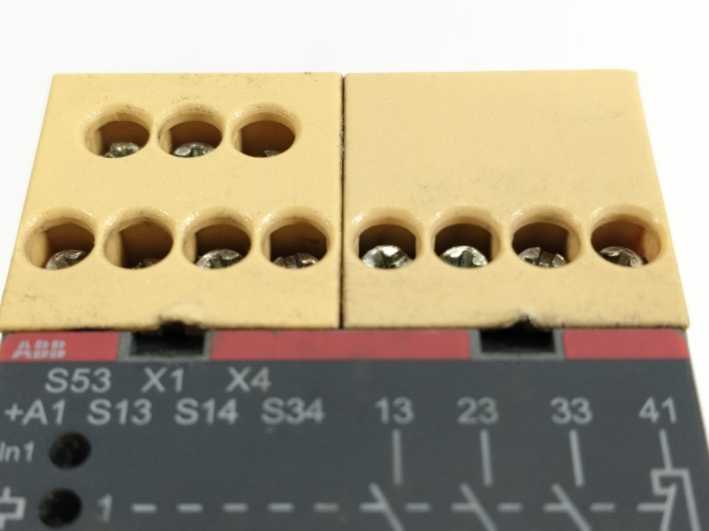 ABB 2TLA010026R0000 Safety Relay RT6 24VDC