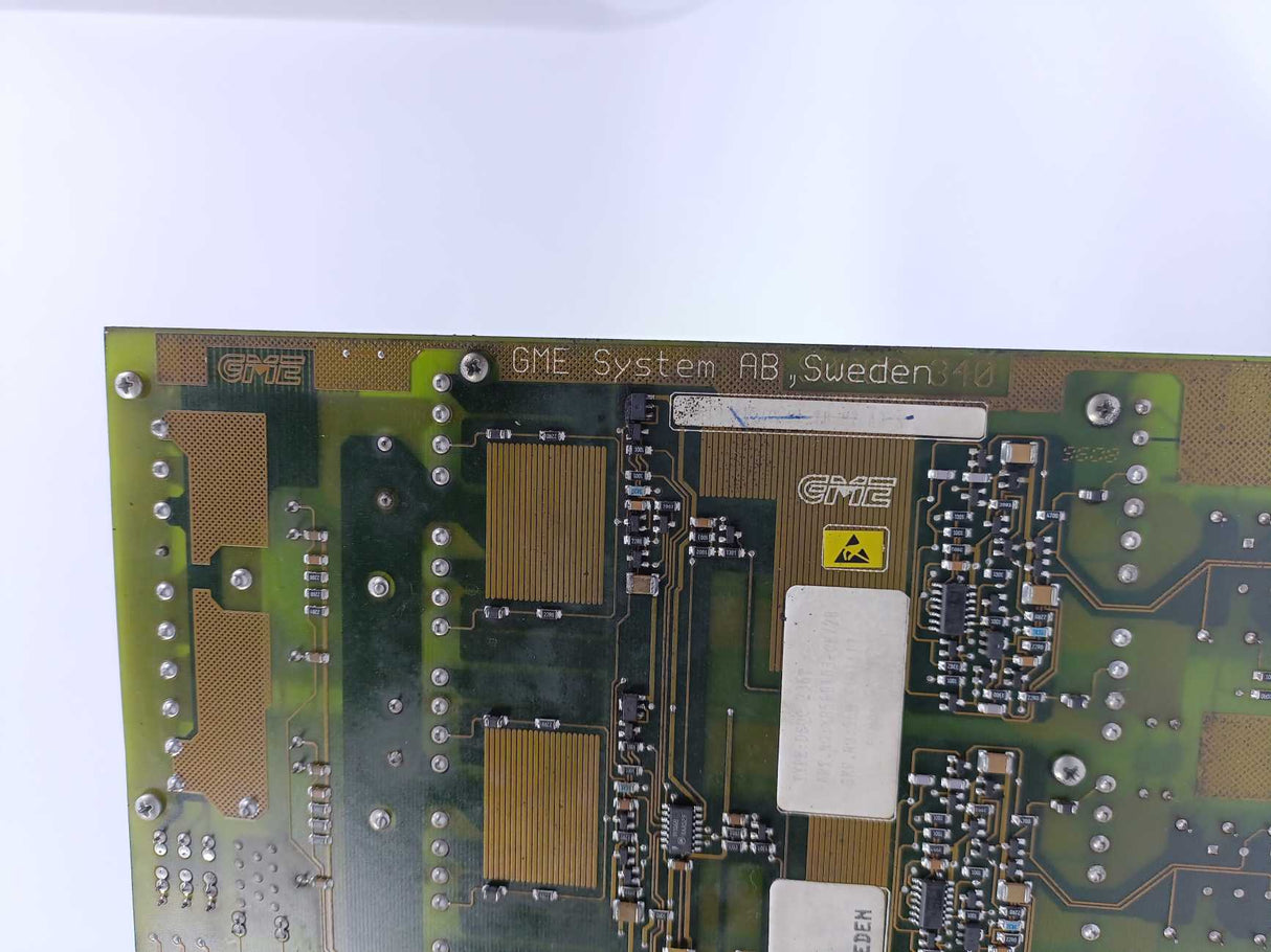 ABB DSQC236T YB560103-CE/28 Robotic Servo Drive Unit