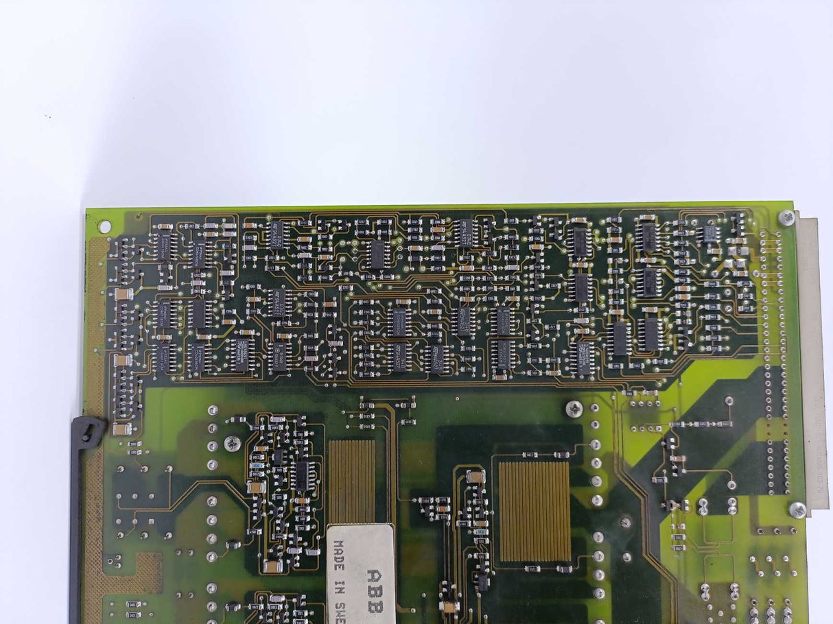 ABB DSQC236T YB560103-CE/28 Robotic Servo Drive Unit