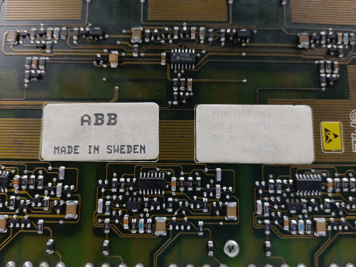 ABB DSQC236T YB560103-CE/28 Robotic Servo Drive Unit
