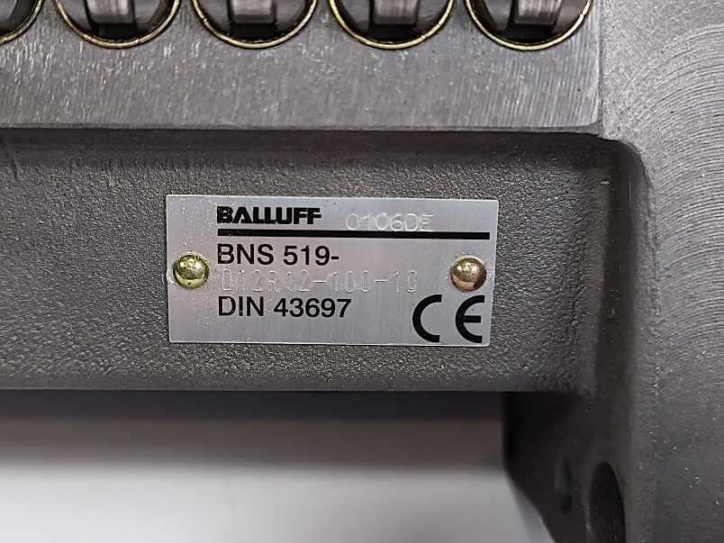 BALLUFF BNS519-D12R12-100-10 Mechanical Limit Switch DIN 43697