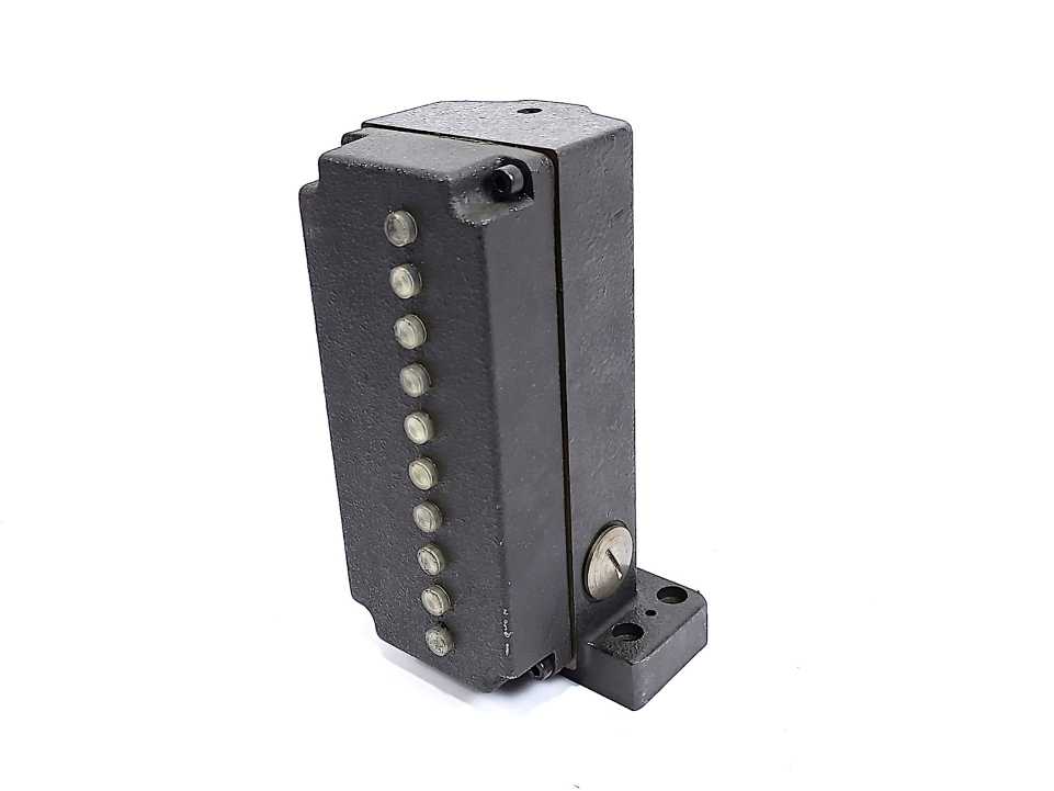 Euchner GSBF 10D16-502 L24 Mechanical Limit Switch DIN 43697