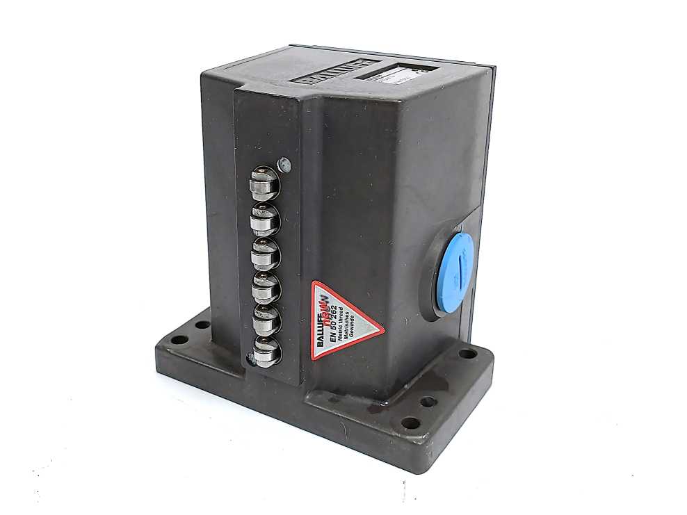 BALLUFF LR50067 BNS819-06-R12-100-10-FD DIN 43697
