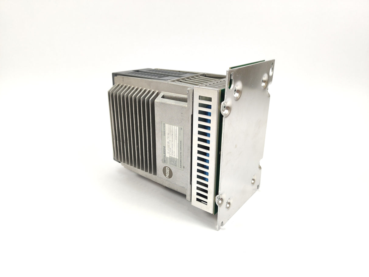Mitsubishi FR-D720S-042-EC w/ metal frame, 200V D700