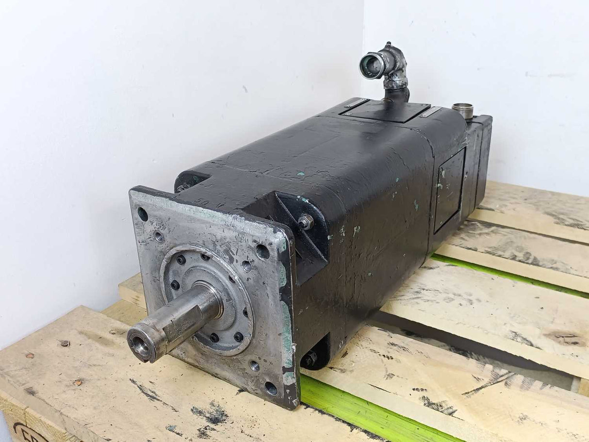 General Numeric / Siemens 1HU3104-0AH01-Z Water Cooled DC Servomotor