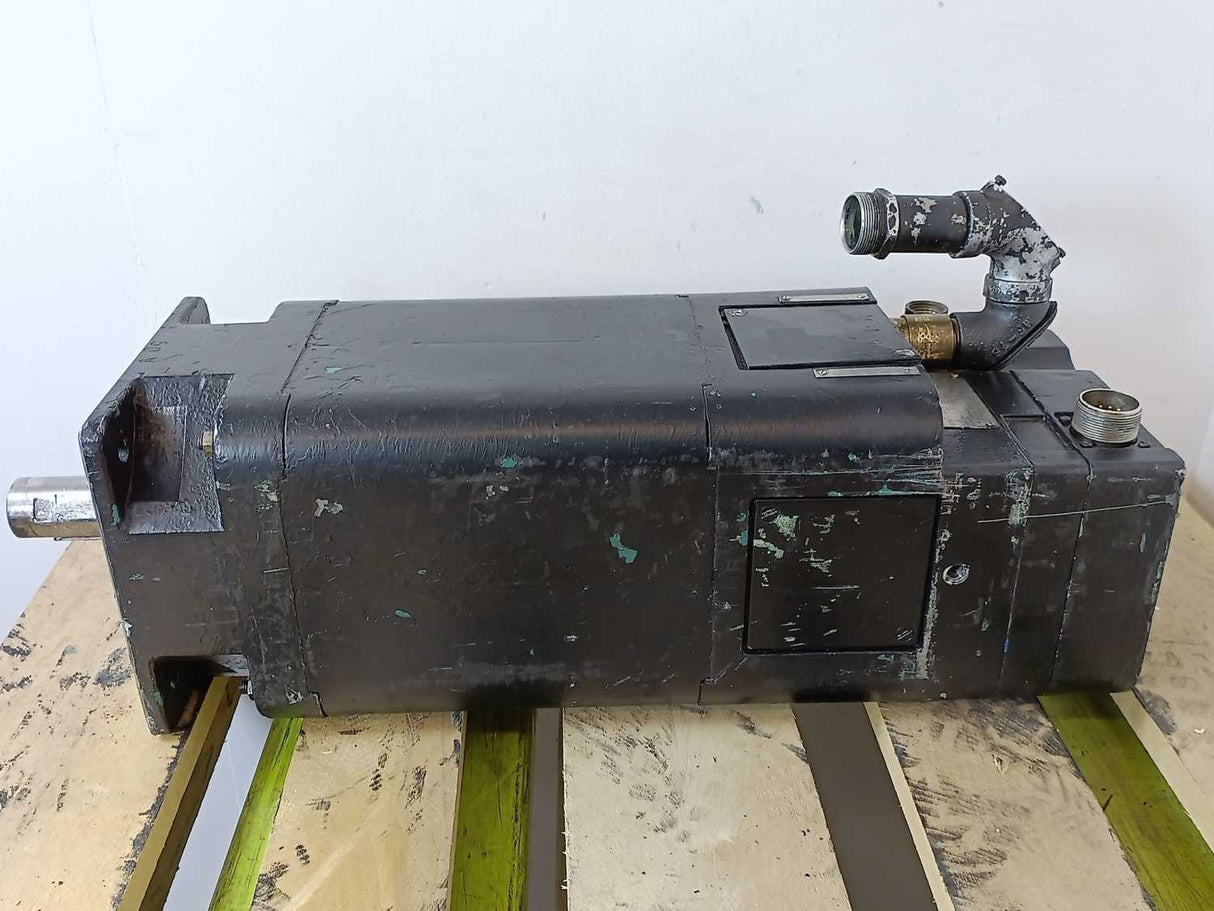 General Numeric / Siemens 1HU3104-0AH01-Z Water Cooled DC Servomotor