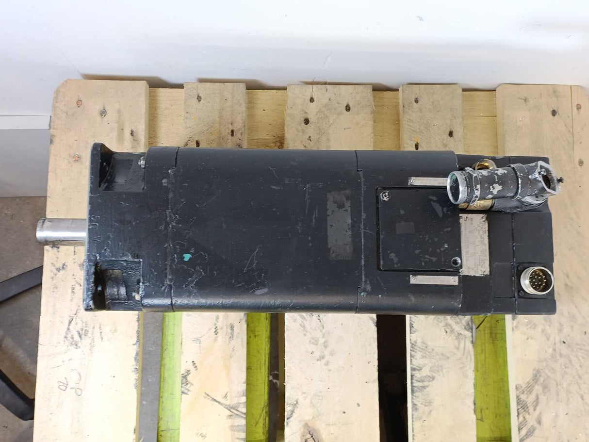 General Numeric / Siemens 1HU3104-0AH01-Z Water Cooled DC Servomotor