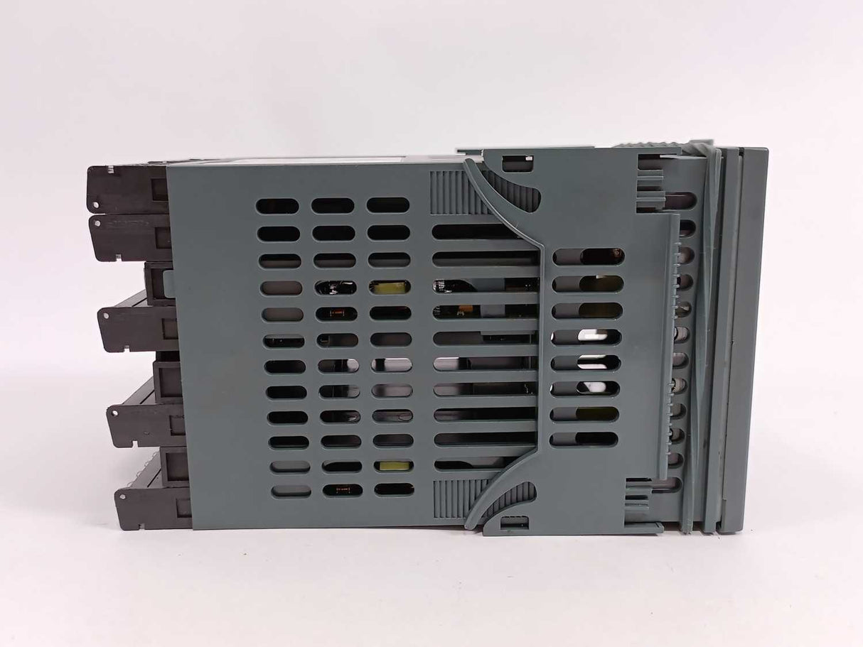 Eurotherm 3504/CC/VH/2/XX/1 1/4 DIN Advanced Multi-loop Process Controller