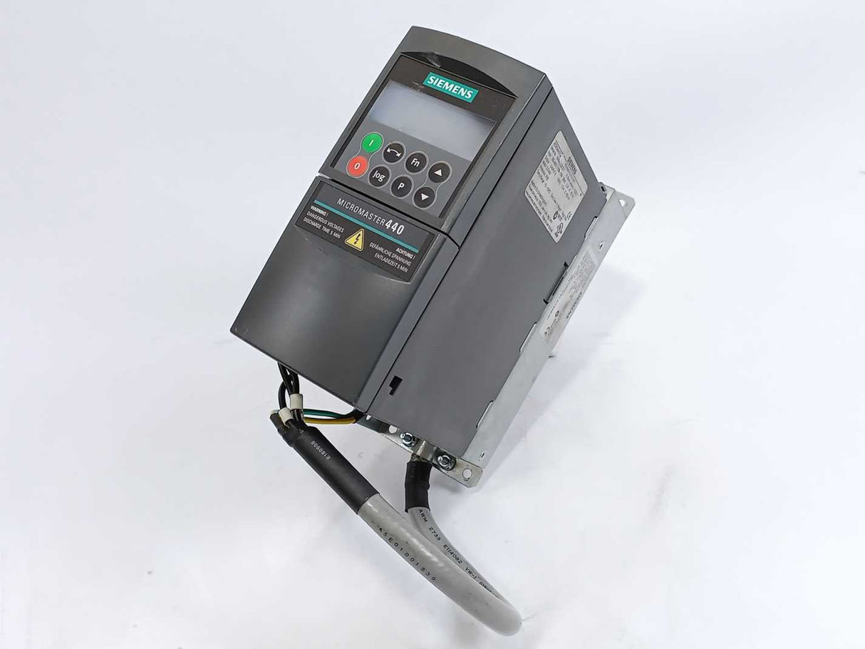 Siemens 6SE6440-2UD13-7AA1 MICROMASTER 440