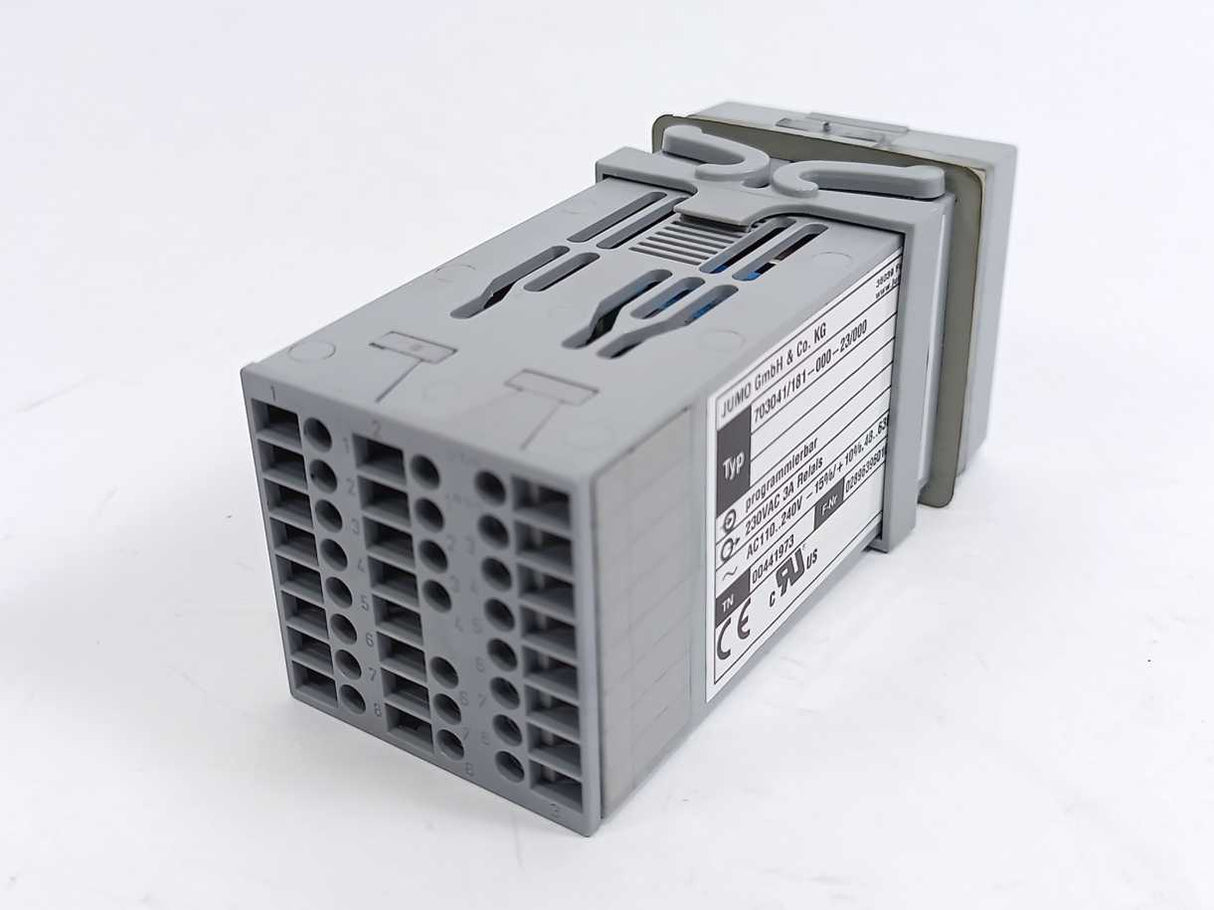 Jumo 703041/181-000-23/000 Temperature Controller 230VAC 3A