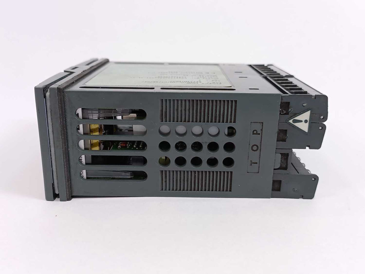 Eurotherm 2208E/CC/VH/C7/XX/RF/RF/2YM/ENG/ 2208e Temperature Controller