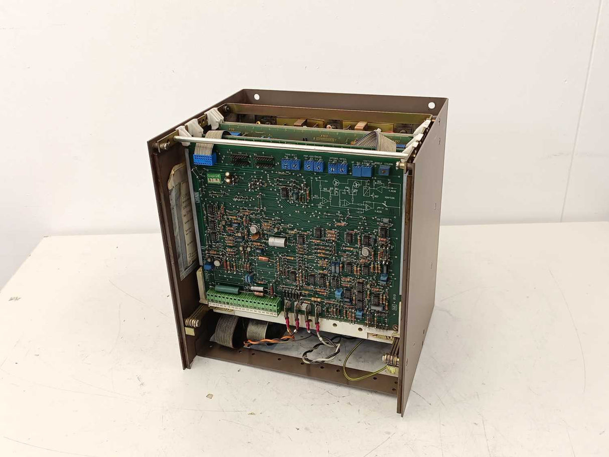 Siemens 6RA2621-6MV30-1A D200/40 Mreq-GcG6V30-2A SIMOREG Drive
