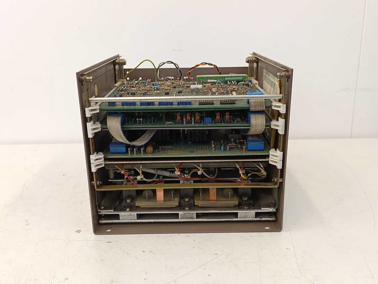 Siemens 6RA2621-6MV30-1A D200/40 Mreq-GcG6V30-2A SIMOREG Drive