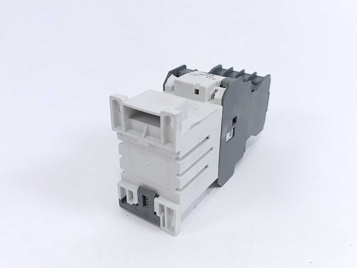 ABB 1SBH143001R8144 NL44E-81 Contactor w/ R81 24VDC Coil