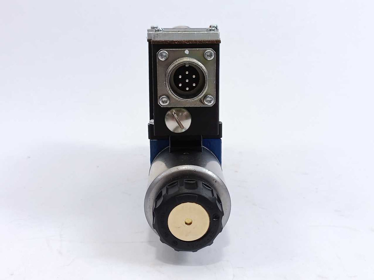 Rexroth R900558355 4WRAE6E30-23/G24N9K31/A1V Proportional Directional Valve