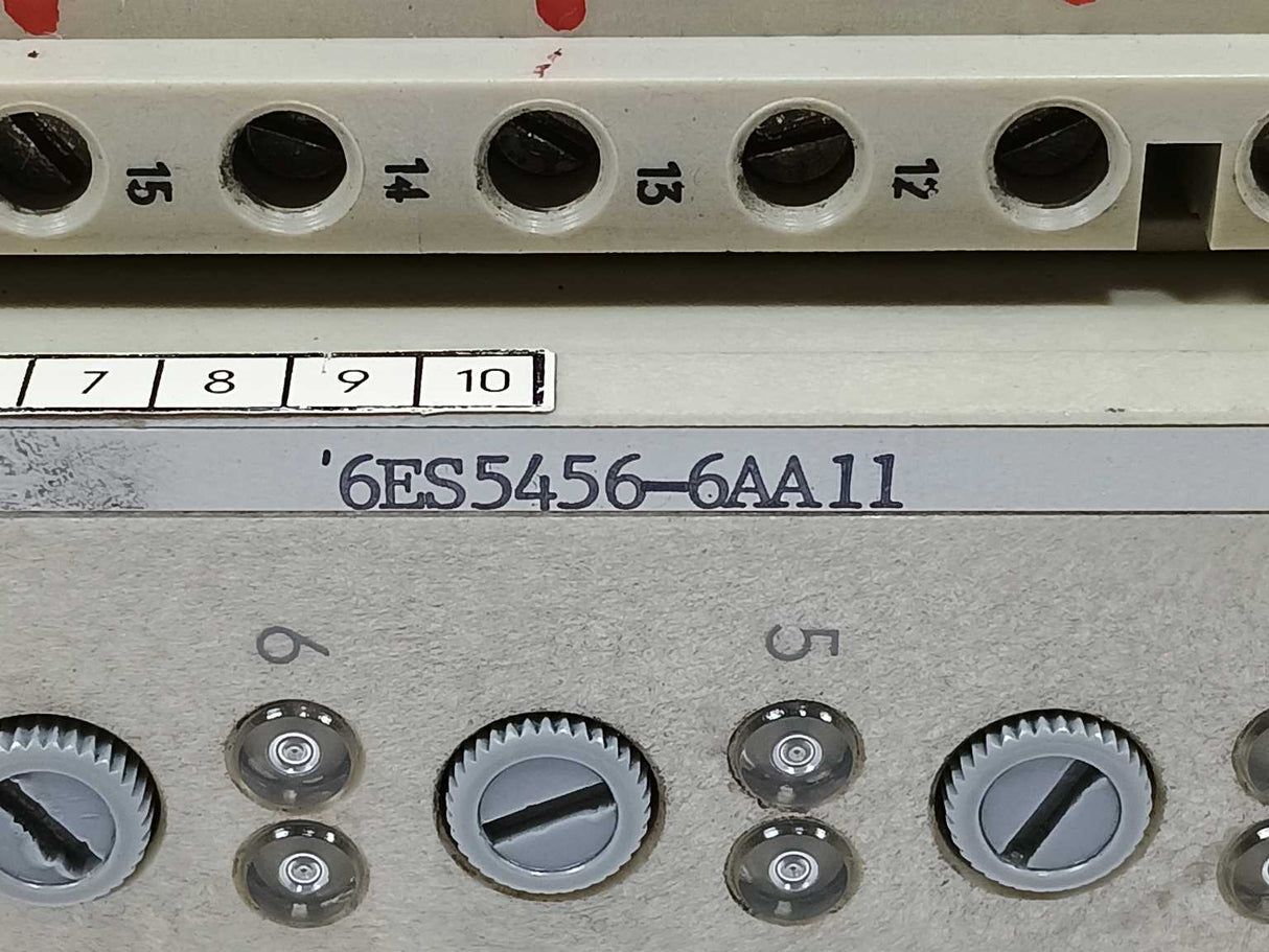 Siemens 6ES5456-6AA11 SIMATIC S5 456 DIGITAL OUTPUT MODULE w/6ES5741-0AC21
