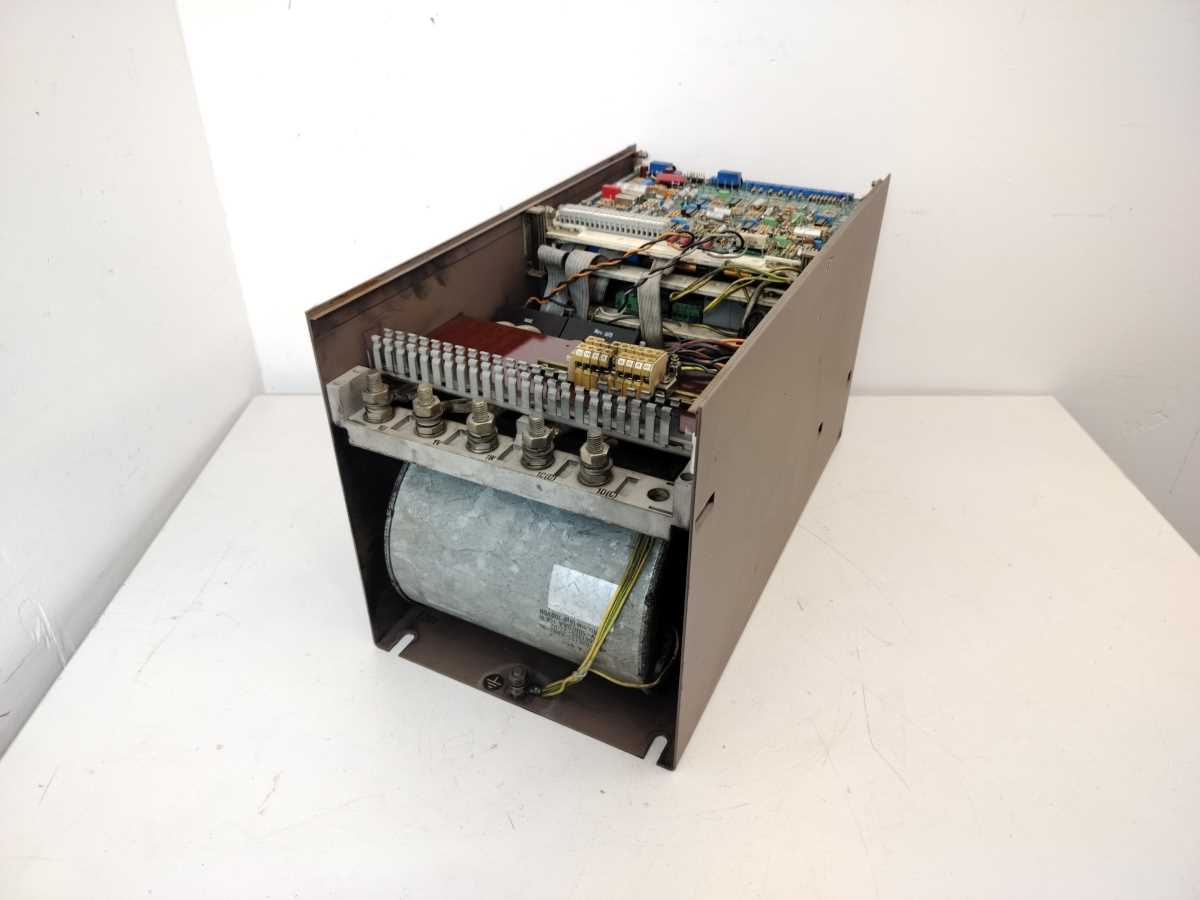Siemens 6RA2675-6DV51-1A D380/190 Mreq-GcGF6V51-2A SIMOREG Drive