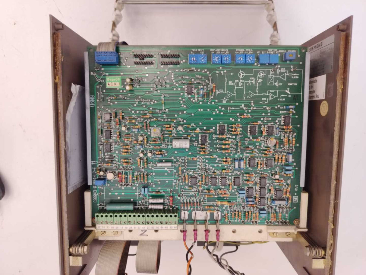 Siemens 6RA2621-6MV30-1A D200/40 Mreq-GcG6V30-2A SIMOREG Drive