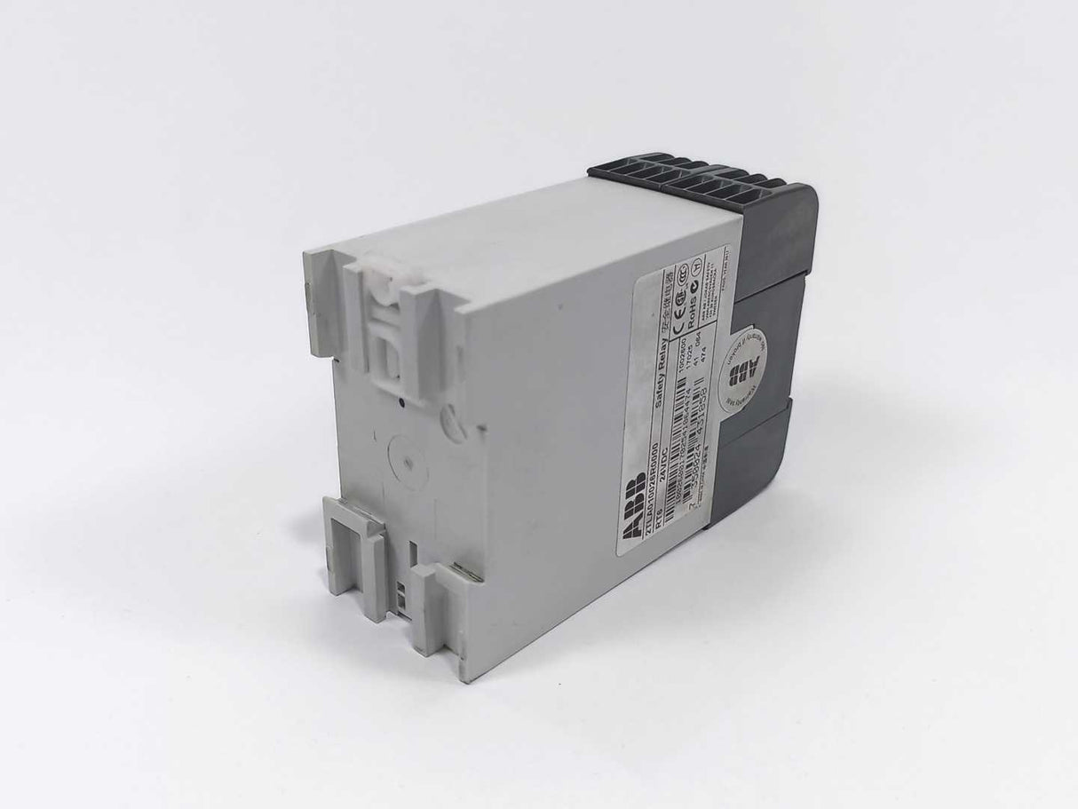 ABB 2TLA010026R0000 Safety relay RT6 24VDC