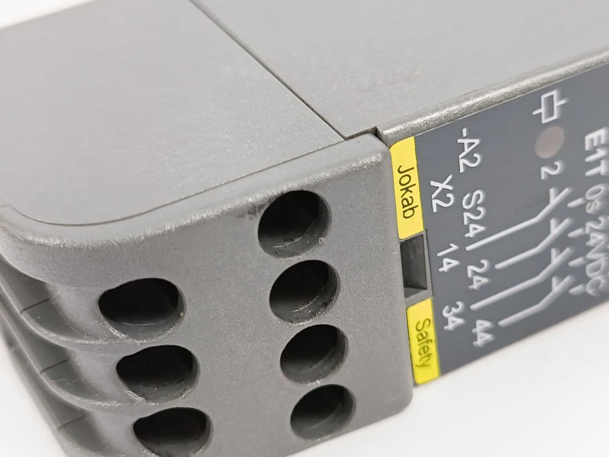 ABB 2TLA010030R0000 Expansion Relay 24VDC