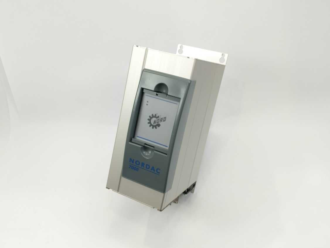 NORDAC/Getriebebau Nord SK700E-551-340-A-KAR Frequency Inverter Drive